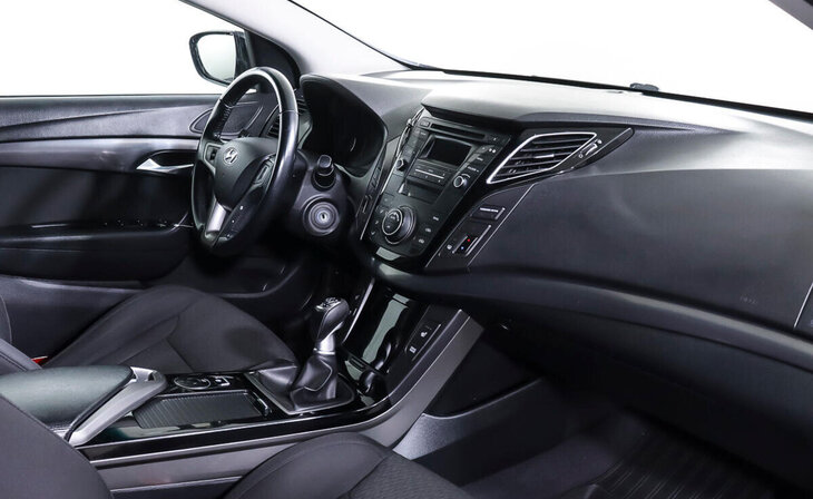Hyundai i40 - Фото 8