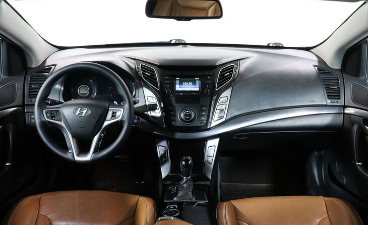 Hyundai i40 - Фото 7