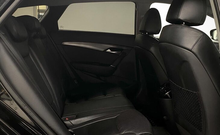 Hyundai i40 - Фото 9