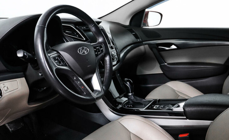 Hyundai i40 - Фото 6