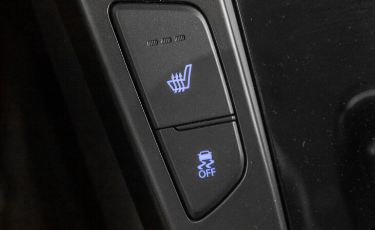 Hyundai i40 - Фото 15