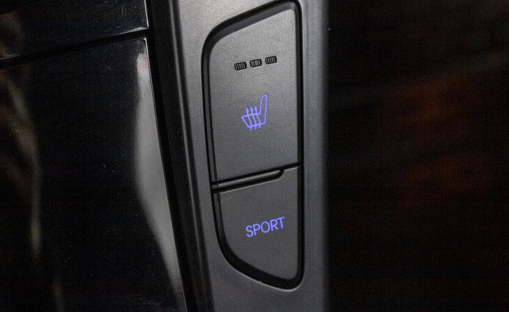 Hyundai i40 - Фото 16