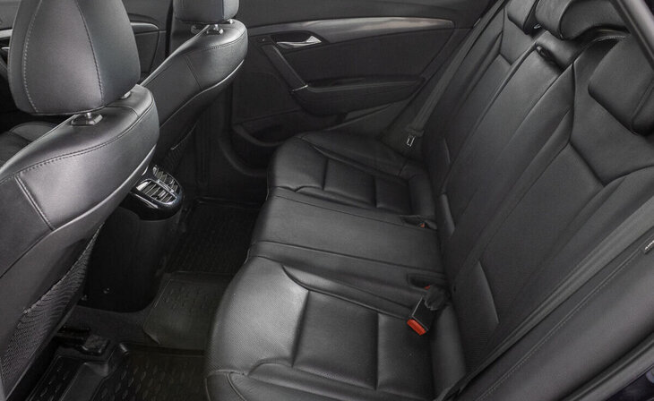 Hyundai i40 - Фото 20