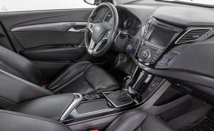 Hyundai i40 - Фото 8