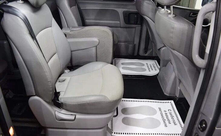 Hyundai Grand Starex - Фото 11