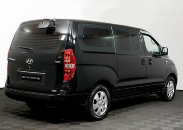 Hyundai Grand Starex