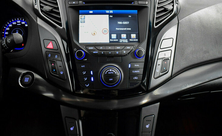 Hyundai i40 - Фото 9