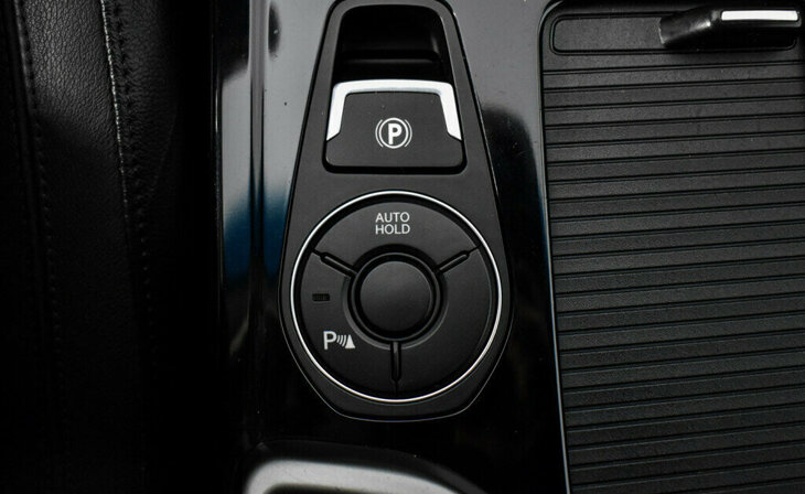 Hyundai i40 - Фото 11