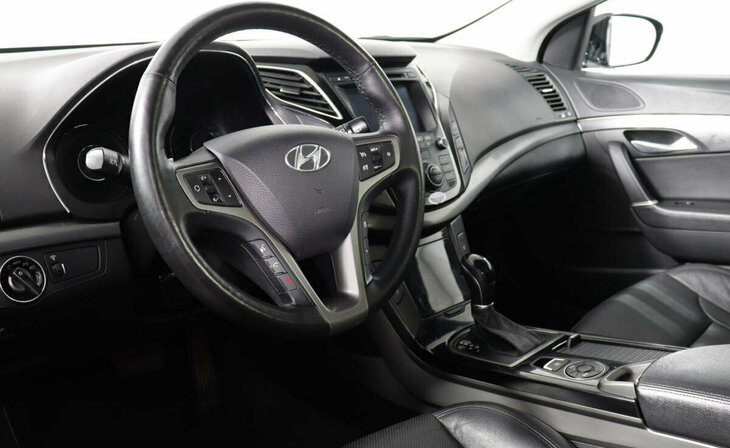 Hyundai i40 - Фото 9