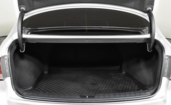 Hyundai i40 - Фото 16