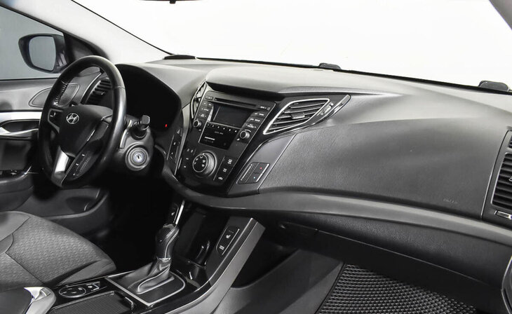 Hyundai i40 - Фото 8