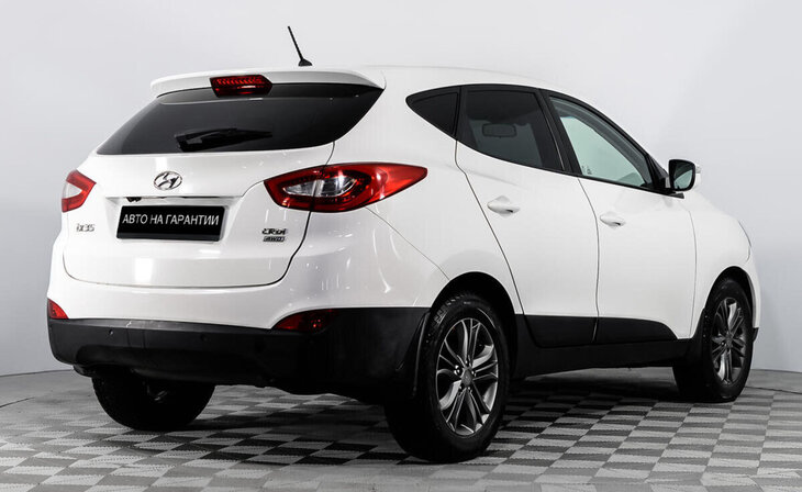 Hyundai ix35 - Фото 2