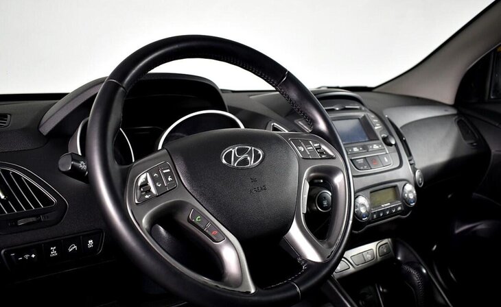 Hyundai ix35 - Фото 9