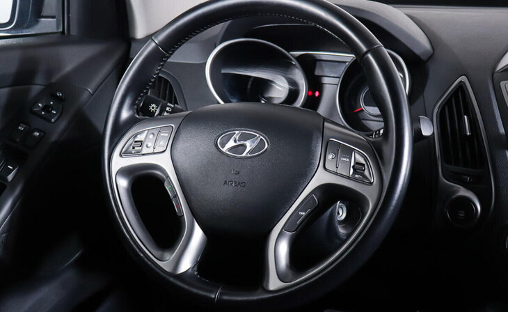 Hyundai ix35 - Фото 12