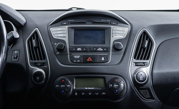 Hyundai ix35 - Фото 10