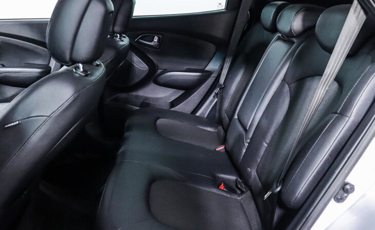 Hyundai ix35 - Фото 12