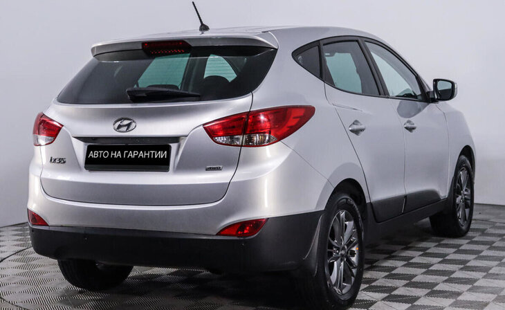 Hyundai ix35 - Фото 4