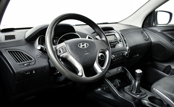 Hyundai ix35 - Фото 9