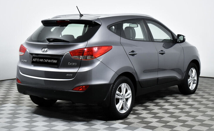 Hyundai ix35 - Фото 4