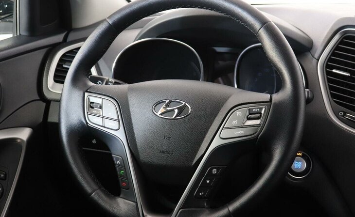 Hyundai Santa Fe - Фото 9