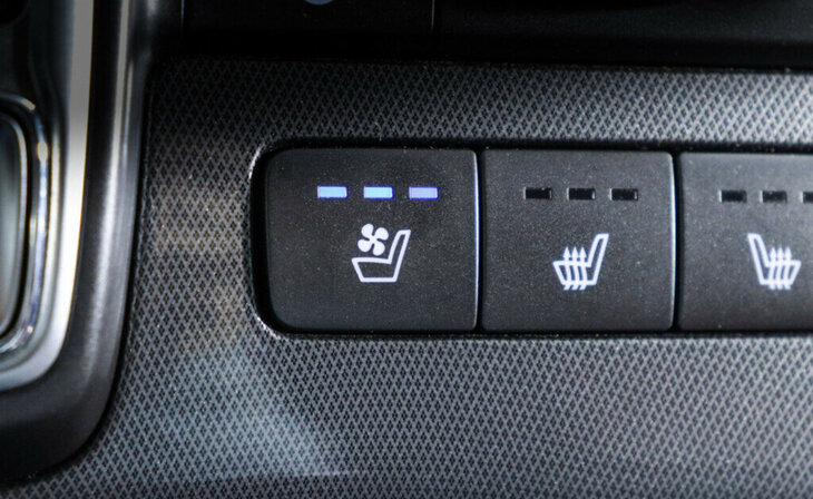 Hyundai Santa Fe - Фото 18