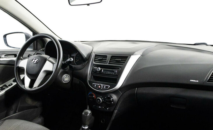 Hyundai Solaris - Фото 4