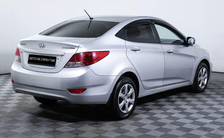 Hyundai Solaris - Фото 2