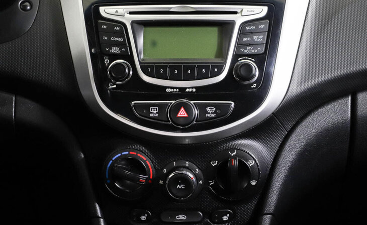 Hyundai Solaris - Фото 7