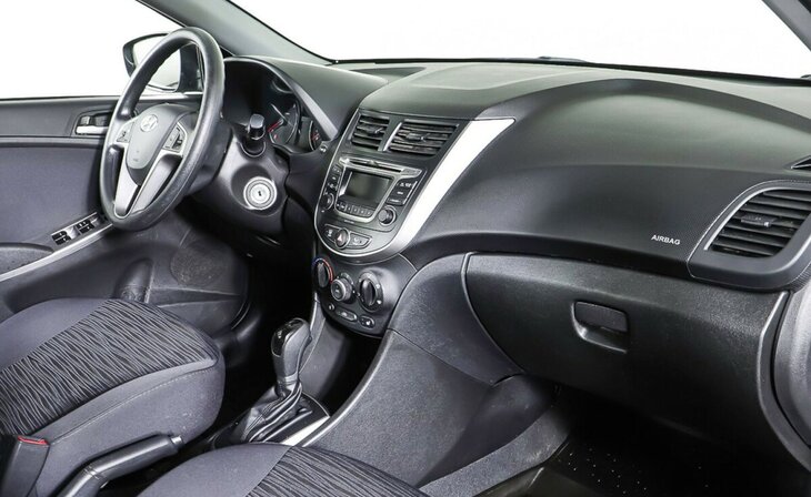 Hyundai Solaris - Фото 9