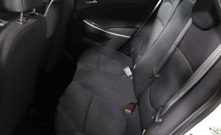 Hyundai Solaris - Фото 9