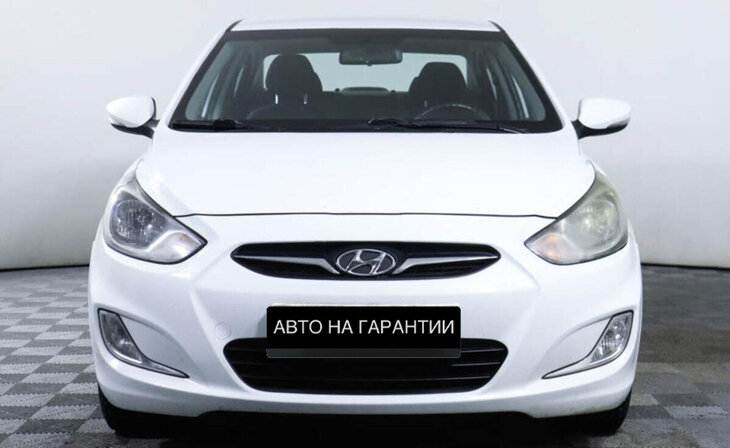 Hyundai Solaris - Фото 1