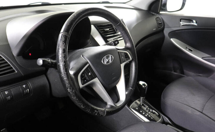 Hyundai Solaris - Фото 6