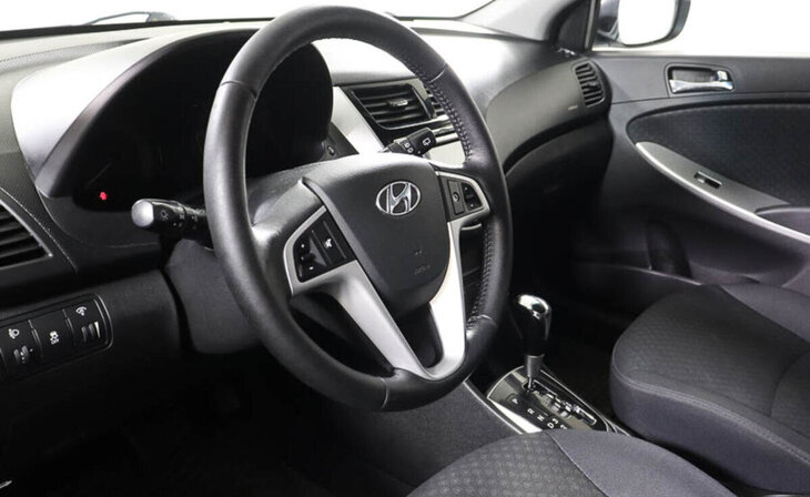 Hyundai Solaris - Фото 6