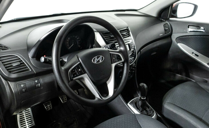 Hyundai Solaris - Фото 6