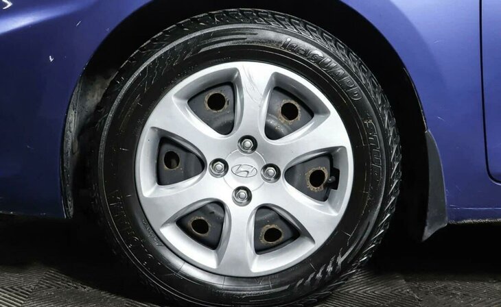 Hyundai Solaris - Фото 7