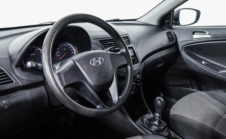 Hyundai Solaris - Фото 6