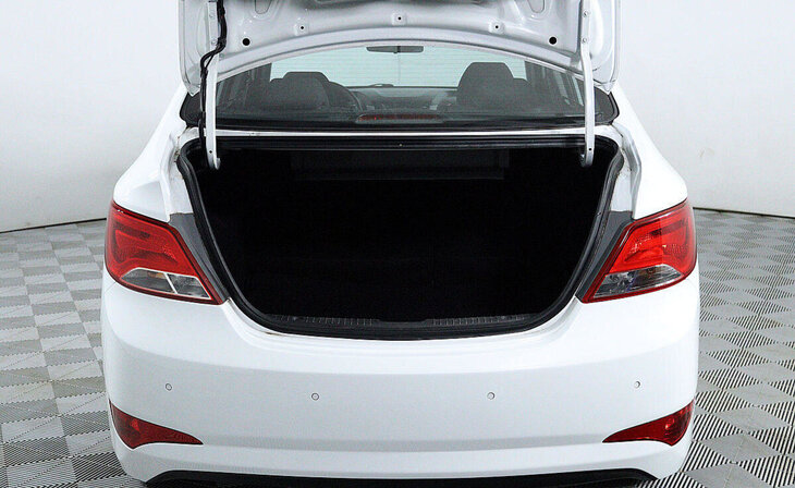 Hyundai Solaris - Фото 12