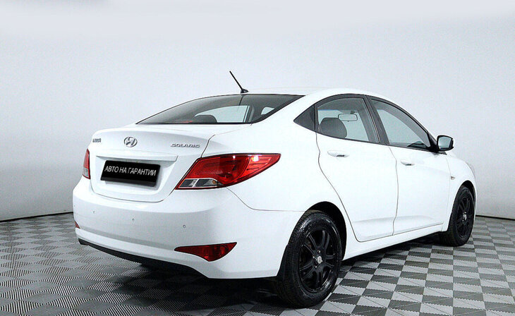 Hyundai Solaris - Фото 2