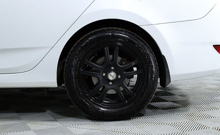 Hyundai Solaris - Фото 5