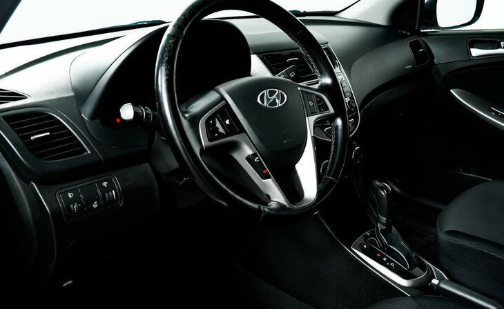 Hyundai Solaris - Фото 9