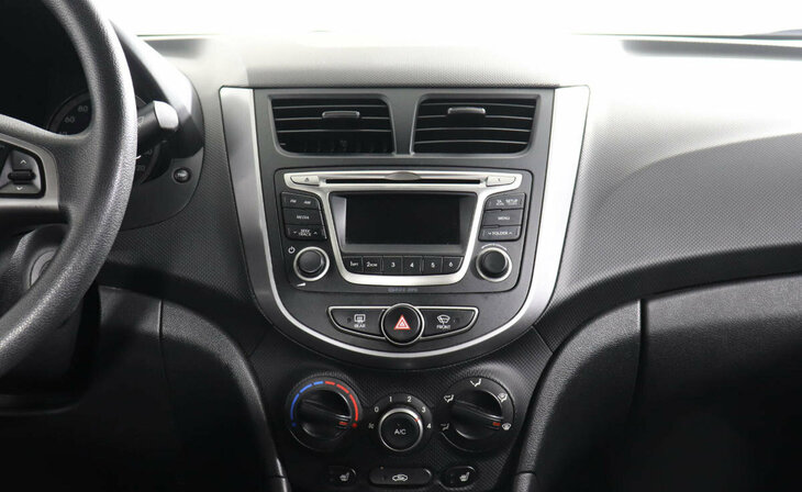 Hyundai Solaris - Фото 7