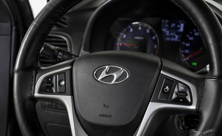 Hyundai Solaris - Фото 10