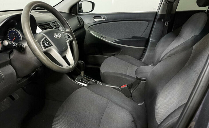 Hyundai Solaris - Фото 6