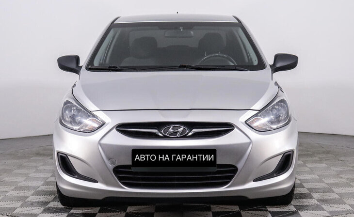 Hyundai Solaris - Фото 1