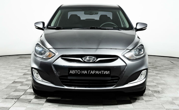 Hyundai Solaris - Фото 1