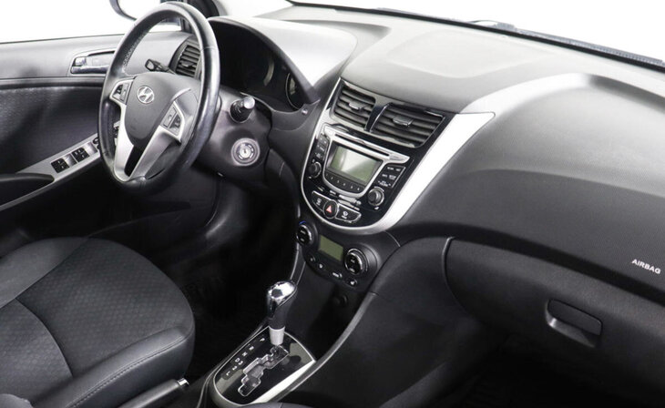 Hyundai Solaris - Фото 4