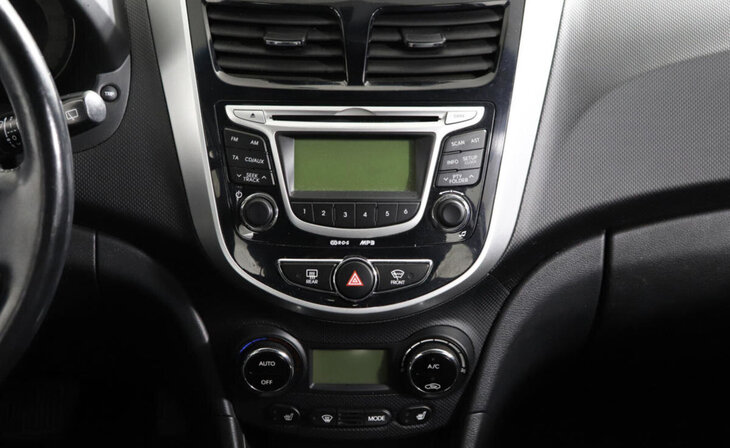 Hyundai Solaris - Фото 7