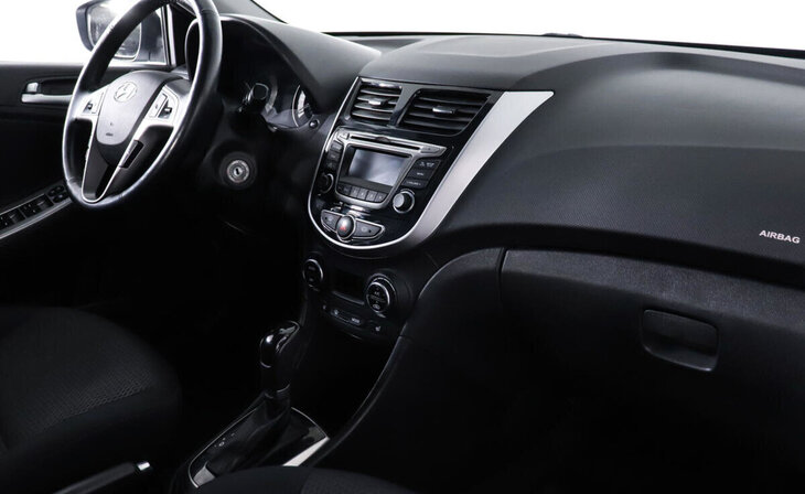 Hyundai Solaris - Фото 4