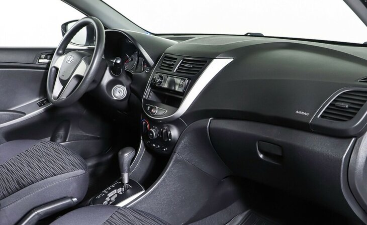 Hyundai Solaris - Фото 9