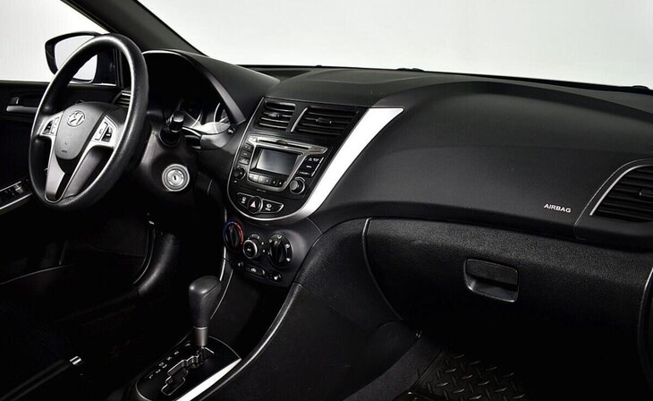 Hyundai Solaris - Фото 6